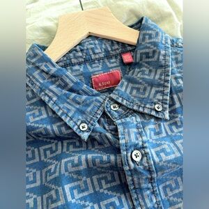 &sons greek key button down - indigo blue 100% cotton woven shirt - XL like new